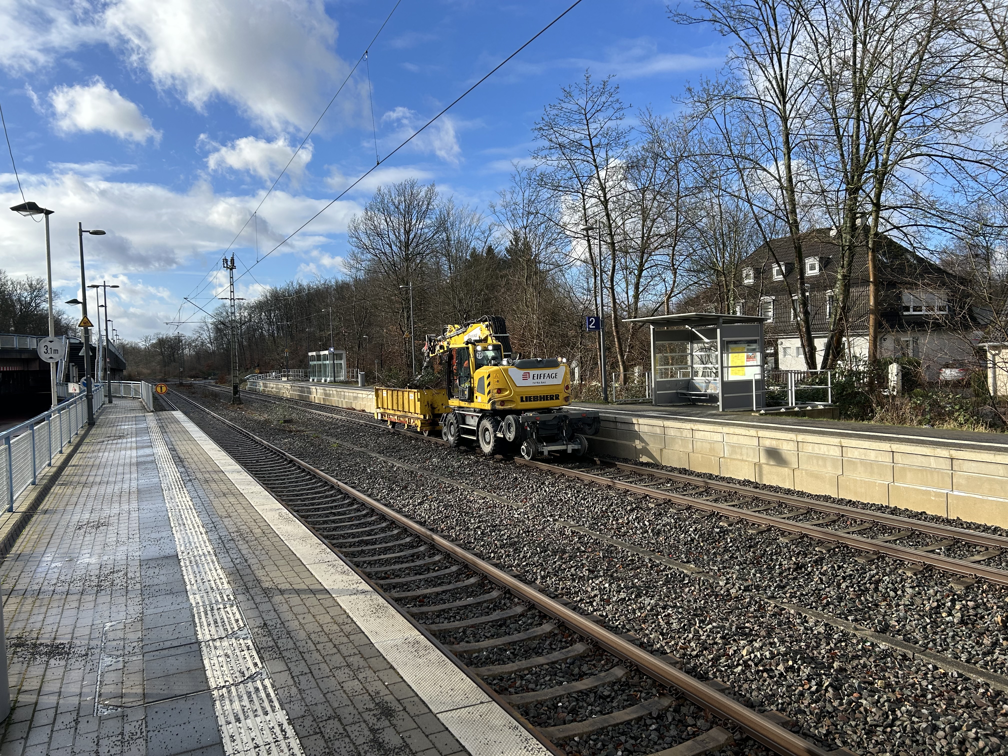 Auch wenn Bauarbeiten in Hösel schon laufen, so könnte der Bahnverkehr noch länger unterbrochen sein. Die CDU will durch forcierte Gespräche Verbesserungen erreichen | © CDU-Fraktion Ratingen 
