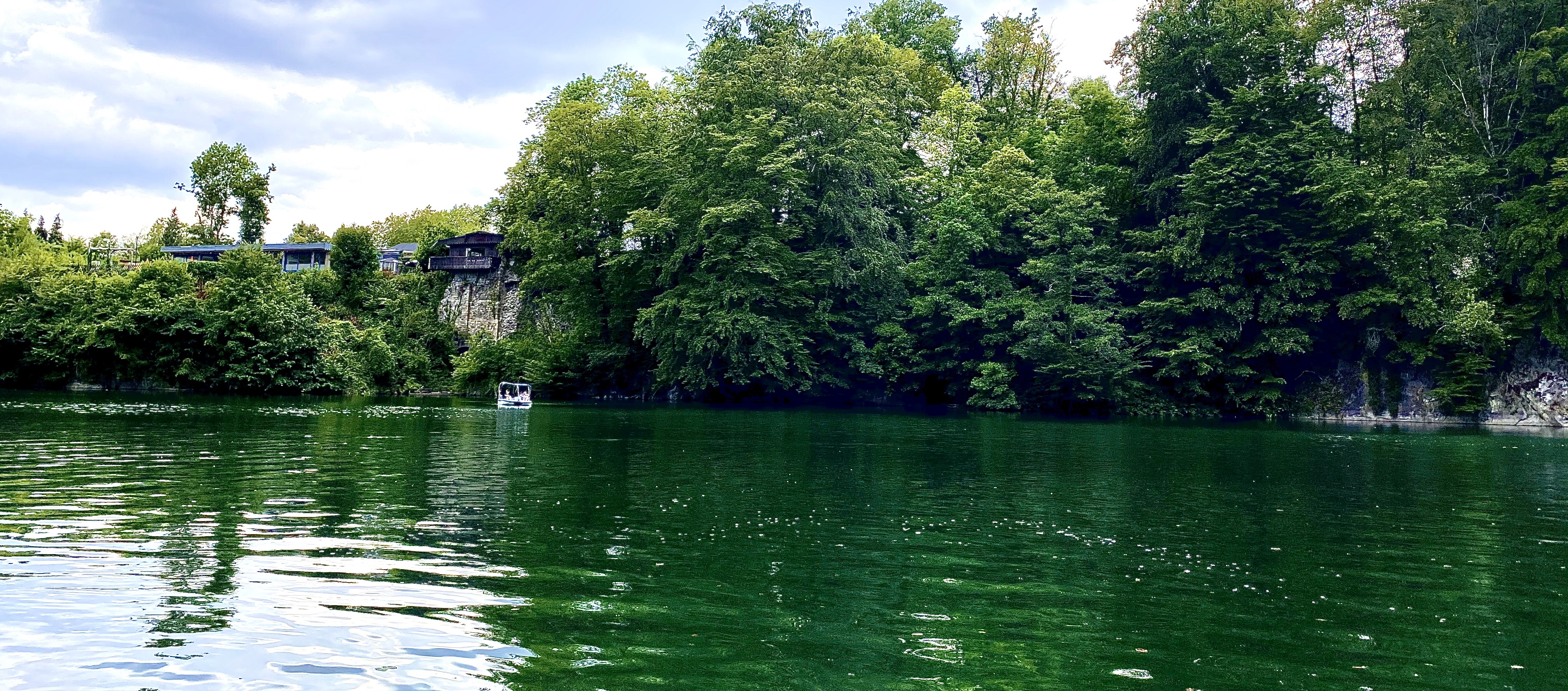 Der weit ber die Stadtgrenzen hinaus beliebte Blaue See mit seinem Freizeitareal wird in den kommenden Monaten in Stand gesetzt, sodass die Naturbhne und das Freizeitareal ab 2025 wieder bespielbar sind. |  CDU-Fraktion Ratingen 