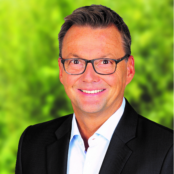  Henning Tichelkamp